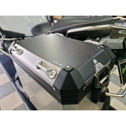 In-Parts Proteção vínil tampa mala alumínio Bmw | In-parts.com